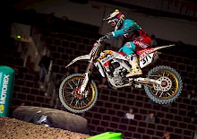 KMP-Honda-Repsol-Racing Team bejubelt erfolgreichen Supercross- Saisonabschluss KMP-Honda-Repsol-Racing Team bejubelt erfolgreichen Supercross- Saisonabschluss