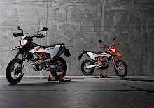 STREET OR DIRT? NEUE KTM 690 SMC R & KTM 690 ENDURO R VORGESTELLT