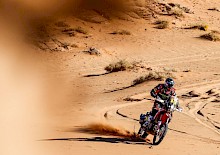 Das Monster Energy Honda Team führt die Dakar an