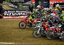 Roczen holt seinen ersten Saisonsieg in Indianapolis