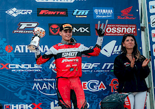 Simone Mancini beeindruckt bei seinem MX2-Debut