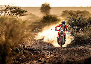 TOP-FÜNF-ERGEBNIS FÜR LUCIANO BENAVIDES AUF DER DAKAR-ETAPPE DREI