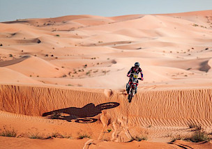 Monster Energy Honda HRC: Tosha Schareina holt sich zwei Etappensiege in Folge bei der Abu Dhabi Desert Challenge