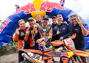 MANUEL LETTENBICHLER DOMINIERT DIE ERÖFFNUNGSRUNDE DER FIM HARD ENDURO WELTMEISTERSCHAFT 2025 BEIM VALLEYS HARD ENDURO