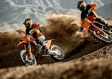 Die KTM SX-REIHE DES MODELLJAHRES 2026 SETZT NEUE MASSSTÄBE Die KTM SX-REIHE DES MODELLJAHRES 2026 SETZT NEUE MASSSTÄBE
