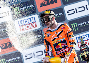 JEFFREY HERLINGS DOMINIERT DEN MXGP DER NIEDERLANDE, RED BULL KTM BELEGT IN ARNHEIM DIE PLÄTZE 1 UND 2