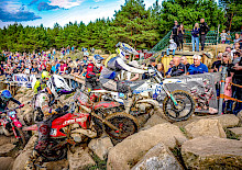 Auner Hardenduro Series Germany: Nachwuchspiloten zeigen ihr Können in Schwepnitz Auner Hardenduro Series Germany: Nachwuchspiloten zeigen ihr Können in Schwepnitz