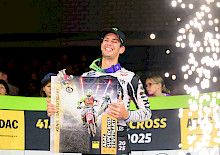 Soubeyras feiert Titel-Triple in seinem Wohnzimmer