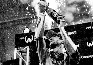 ROCZEN, CRAIG UND DEEGAN GLÄNZEN IN EINER SPEKTAKULÄREN NACHT IM CBUS SUPER STADIUM