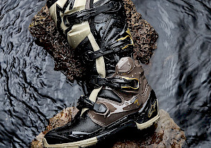 Alpinestars Tech 7 Enduro Drystar Boots – Wasserdicht, leistungsstark, entwickelt für anspruchsvolle Enduro-Bedingungen
