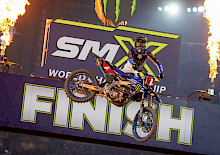 Ken Roczen gewinnt in Glendale das fünfte Rennen der Monster Energy AMA Supercross-Saison  2026, Haiden Deegan feiert Start-Ziel-Sieg und damit den vierten Sieg in Folge in der 250SMX-Klasse