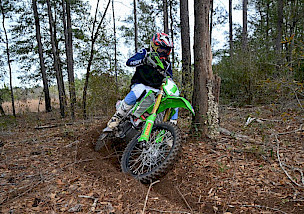 ROCKY MOUNTAIN RED BEAR KAWASAKI TEAM GREEN - NICK DEFEO DOMINIERT DIE AUFTAKTRUNDE DER AMERIKANISCHEN NATIONALEN ENDURO-MEISTERSCHAFT