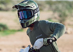 KLIM F3 Carbon Pro Helm  -  Neue Farb-Designs für 2026