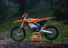 DIE KTM FREERIDE E 2027 - ELEKTRISIERENDER NERVENKITZEL IM OFFROAD-TERRAIN