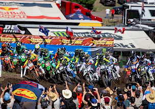Jett Lawrence übernimmt die Führung in der 450SMX-Punktewertung, während Honda-Teamkollege Jo Shimoda sich in der 250SMX-Klasse durchsetzt