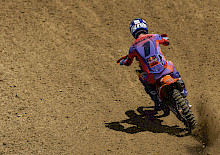 GP von Italien in Montevarchi: Zwei Holeshots und pure Kampfmoral – Weltmeister Simon Längenfelder blickt nach schwierigem Wochenende kämpferisch nach vorn