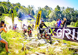 AUNER HardEnduroSeries Germany: Reisersberg schreibt Geschichte – Henry Strauss gewinnt das 50. Rennen der Serie, Endurosprint feiert erfolgreiche Premiere