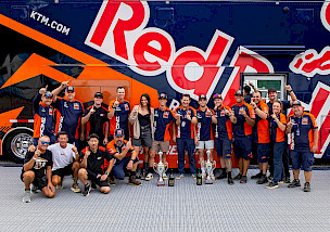 DOPPELSIEG FÜR RED BULL KTM FACTORY RACING BEIM IRONMAN NATIONAL