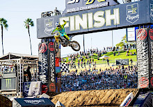 Ken Roczen holt seinen zweiten Sieg und seinen zehnten Podiumsplatz in einem Playoff-Rennen