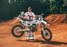 Husqvarna Mobility und Team Tedder schließen sich für die SMX-Saison 2027 zusammen und begrüßen Cooper Webb im Team