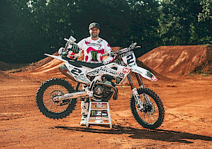 Husqvarna Mobility und Team Tedder schließen sich für die SMX-Saison 2027 zusammen und begrüßen Cooper Webb im Team