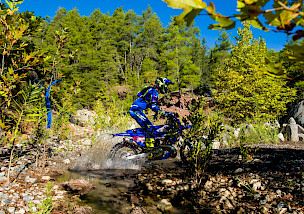 TEODOR KABAKCHIEV GEWINNT DAS SEA TO SKY FOREST RACE MIT 50 SEKUNDEN VORSPRUNG